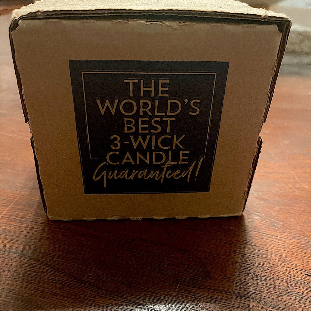 Bath & Body THE WORLD'S BEST 3-WICK CANDLE Guaranteed! (Summer BOARDWALK)